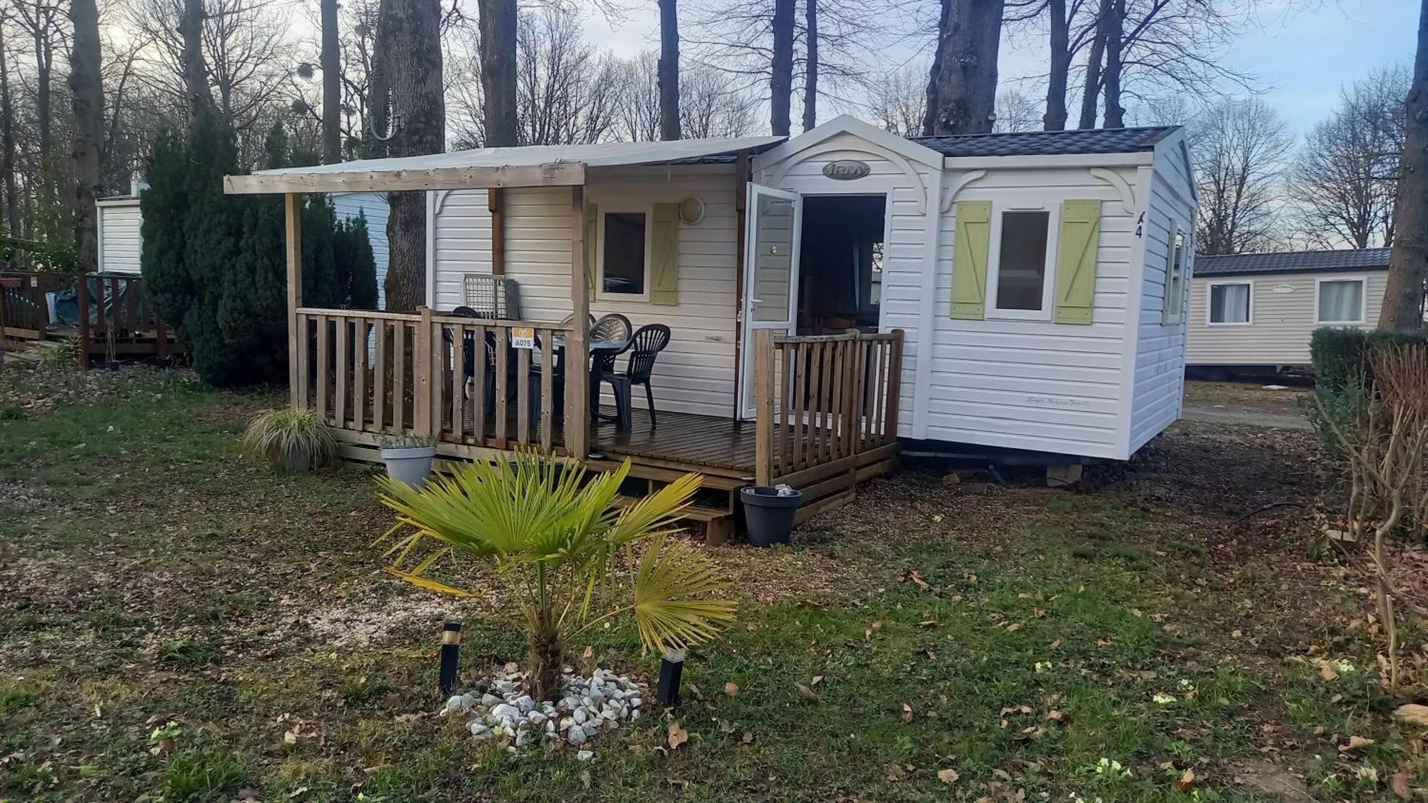 Location Mobil-Home Le Parc Des Roches Saint-Chéron Esterno foto